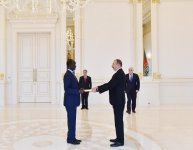 New envoys present credentials to Ilham Aliyev (PHOTO)
