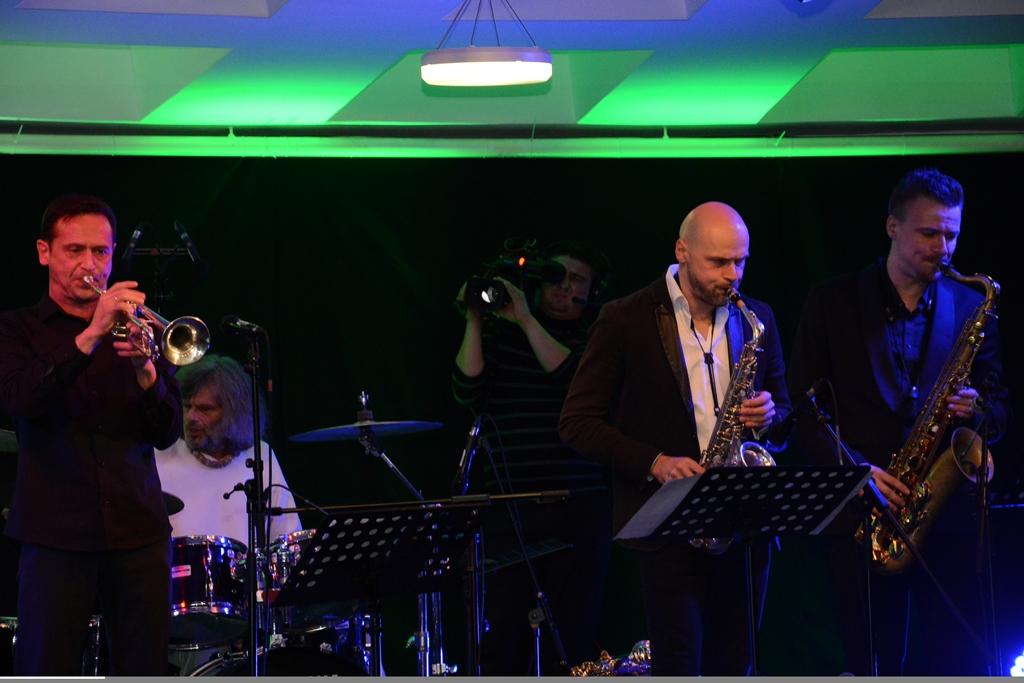Famous Lithuanian Dainius Pulauskas Group performs in Baku (PHOTO)