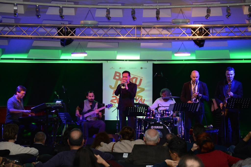 Famous Lithuanian Dainius Pulauskas Group performs in Baku (PHOTO)
