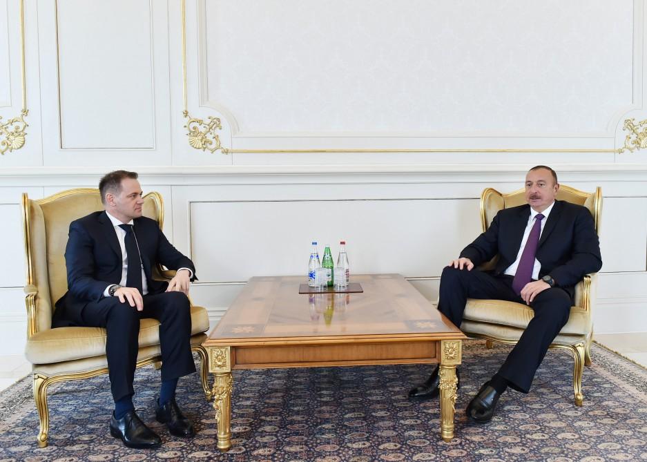 President Aliyev receives credentials of incoming Albanian ambassador (PHOTO)