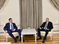 Ilham Aliyev meets head of Russian State Duma committee (PHOTO)