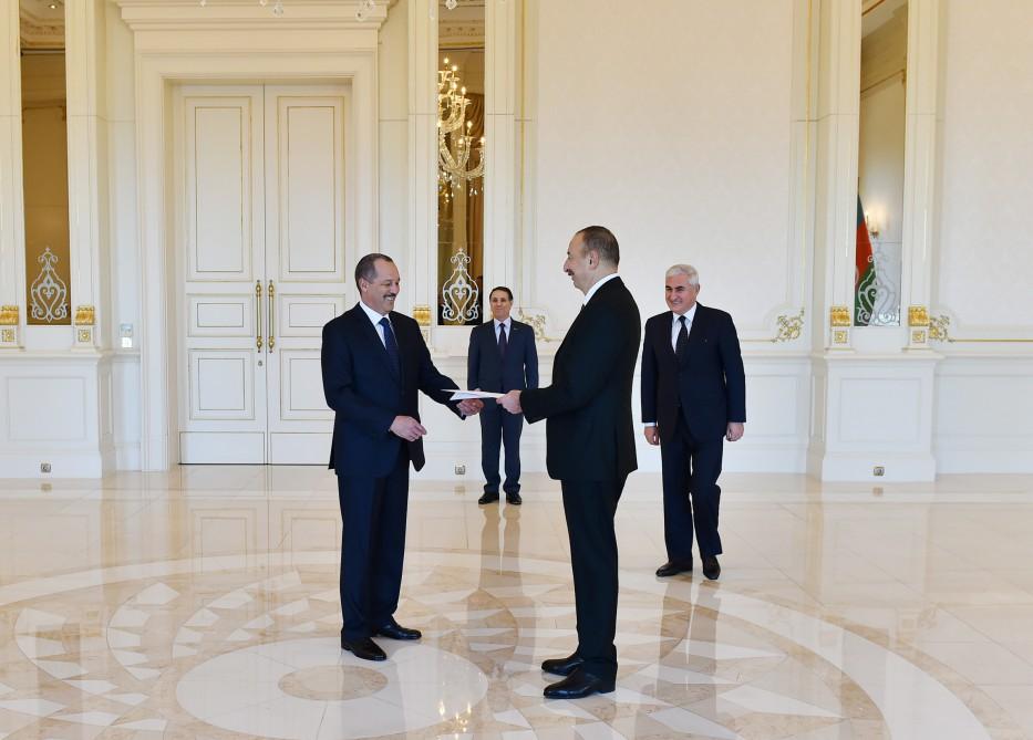 Ilham Aliyev gets credentials of incoming ambassadors (PHOTO)