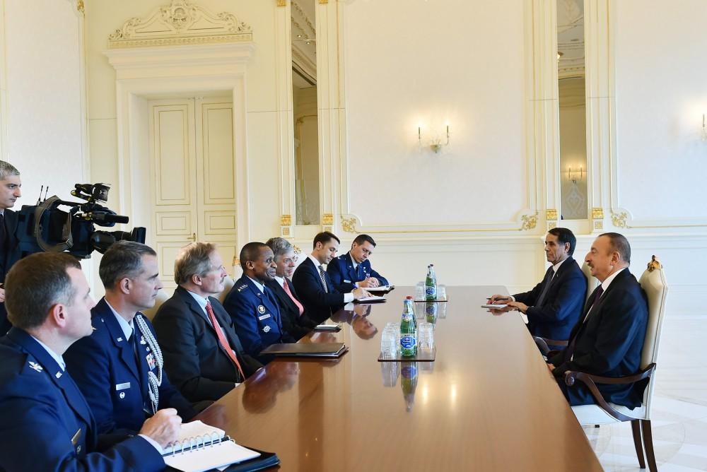 Ilham Aliyev meets delegation led by US air force general (UPDATE)