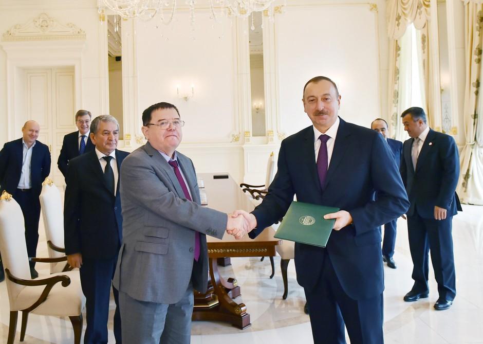 Ilham Aliyev named Honorary Professor of Astrakhan University (PHOTO)