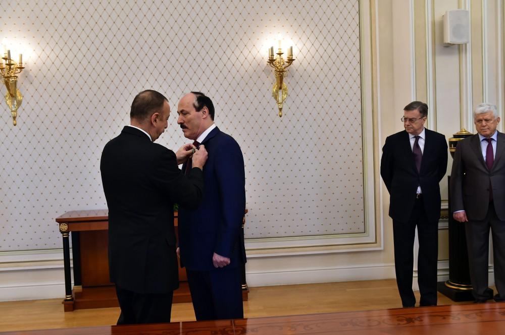 Ilham Aliyev receives head of Dagestan Republic  (PHOTO)