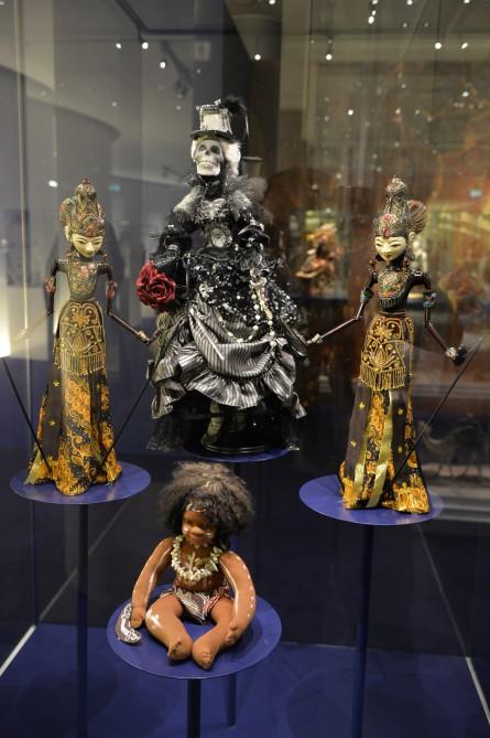 Leyla Aliyeva views Art Doll exhibition (PHOTO)