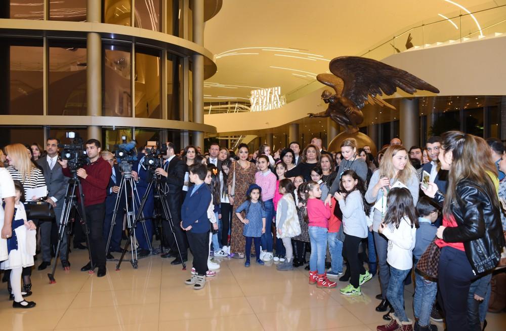 Leyla Aliyeva views Art Doll exhibition (PHOTO)