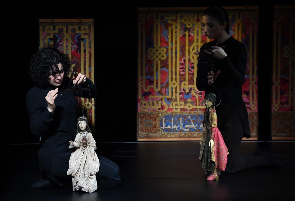 Mehriban Aliyeva watches mugham opera at Marionette Theatre (PHOTO)