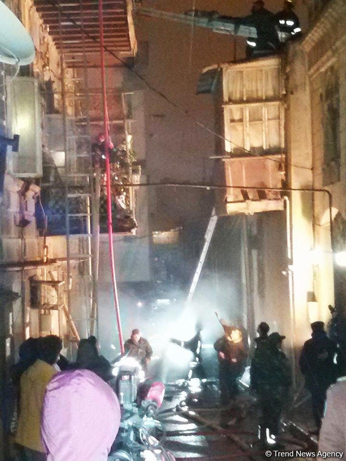 Fire in Baku’s Sovetsky: 1 killed, 2 injured (PHOTO/VIDEO) (UPDATED)
