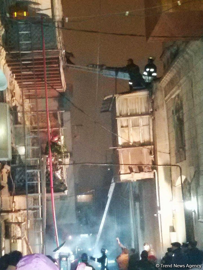 Fire in Baku’s Sovetsky: 1 killed, 2 injured (PHOTO/VIDEO) (UPDATED)