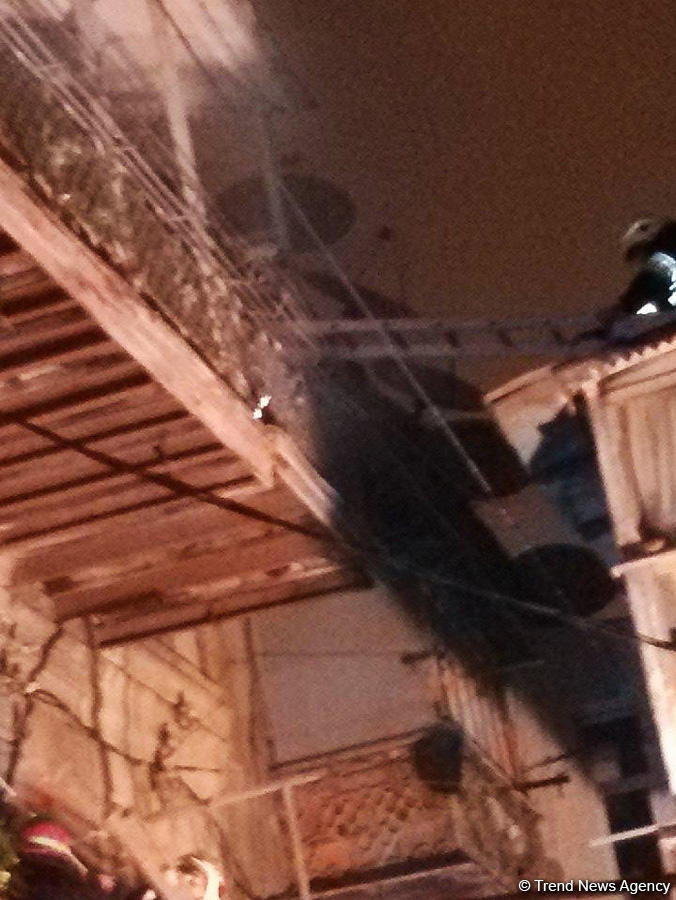 Fire in Baku’s Sovetsky: 1 killed, 2 injured (PHOTO/VIDEO) (UPDATED)