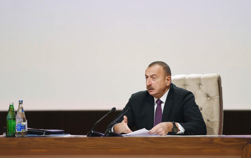 Ilham Aliyev at conference on Azerbaijani regions development  (PHOTO)