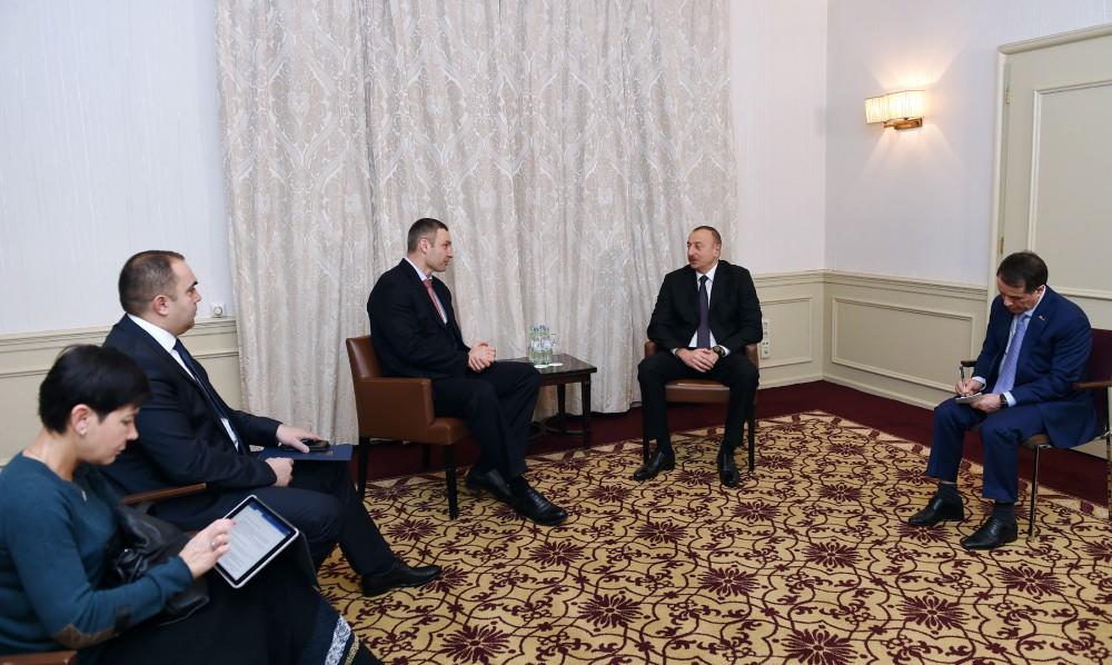 Ilham Aliyev meets Kiev mayor in Munich (PHOTO)