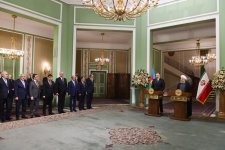 Azerbaijani, Iranian presidents make press statements (PHOTO)