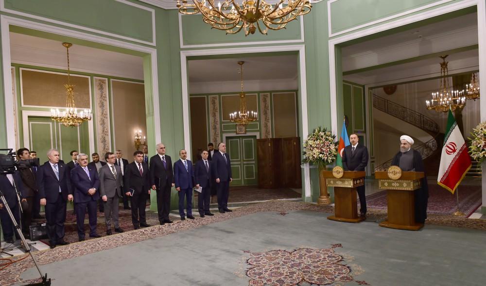 Azerbaijani, Iranian presidents make press statements (PHOTO)