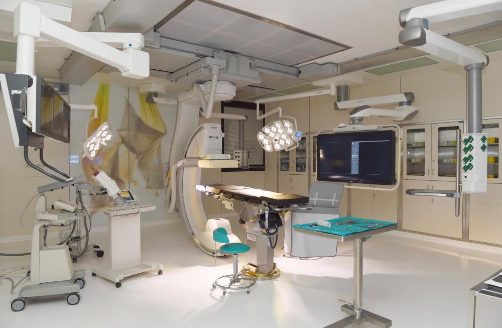 Azerbaijan’s president, first lady attend Heart Center opening in Baku (PHOTO)