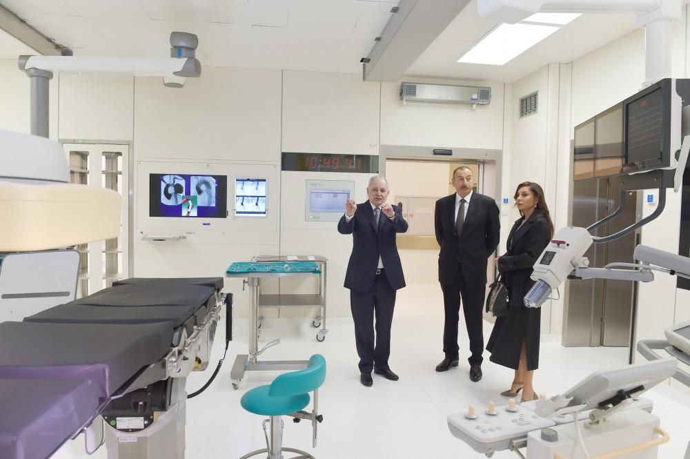 Azerbaijan’s president, first lady attend Heart Center opening in Baku (PHOTO)