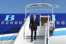 Ilham Aliyev arrives in France on official visit (PHOTO)