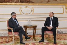 Ilham Aliyev meets CEO of Credit Agricole SA (PHOTO)