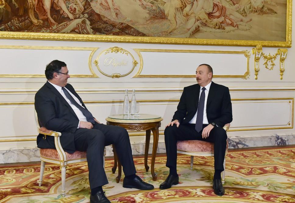 Ilham Aliyev meets Total CEO in Paris