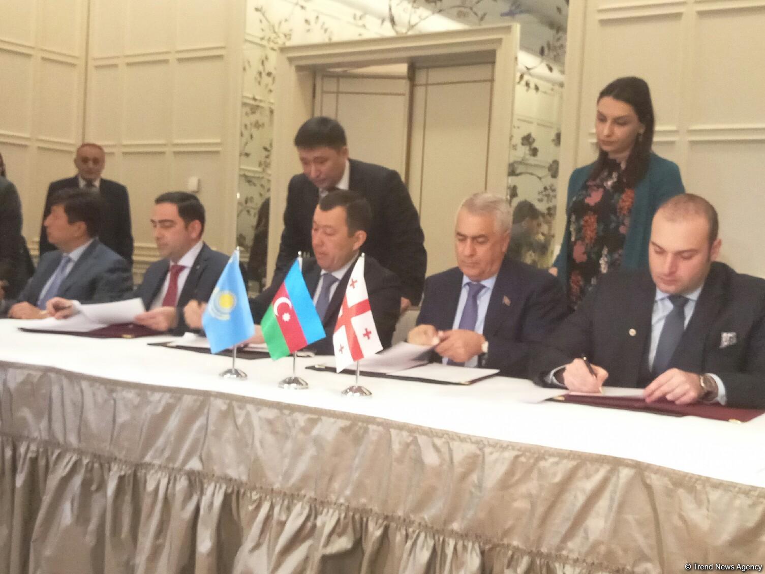 Azerbaijan, Kazakhstan, Georgia ink protocol on Trans-Caspian transport route (PHOTO)