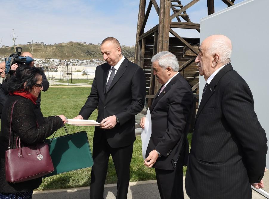 Ilham Aliyev views oil well in Bibiheybat after reconstruction (PHOTO)
