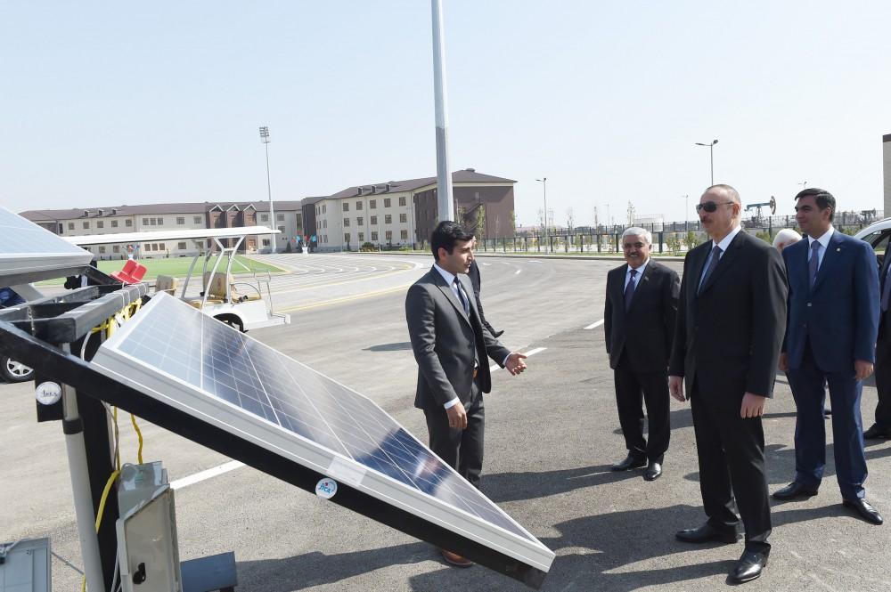 Ilham Aliyev inaugurates Baku Higher Oil School campus (PHOTO)