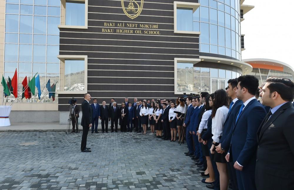 Ilham Aliyev inaugurates Baku Higher Oil School campus (PHOTO)