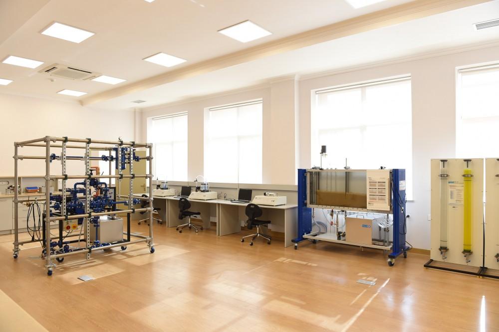 Ilham Aliyev inaugurates Baku Higher Oil School campus (PHOTO)