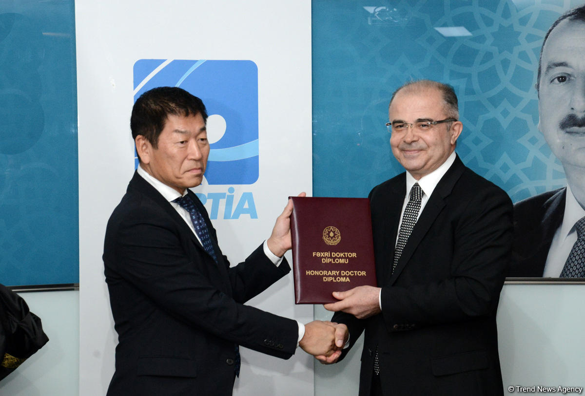 FIG President receives honorary doctorate from Azerbaijani university (PHOTO)