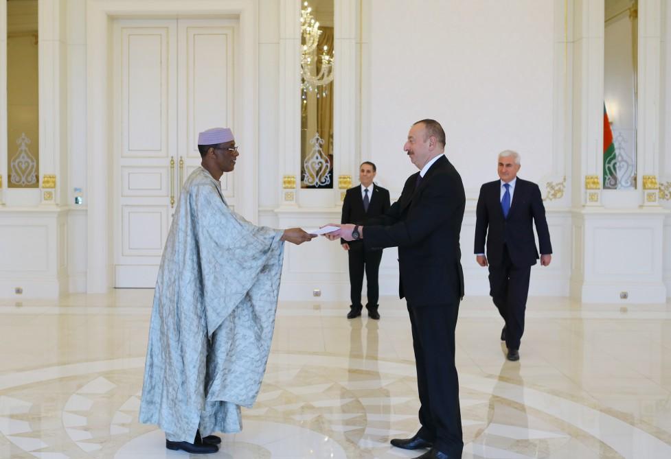 Ilham Aliyev receives credentials of incoming Malian envoy (PHOTO, UPDATE)
