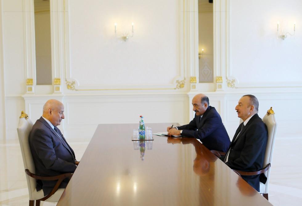 Ilham Aliyev receives ISESCO director general  (PHOTO)