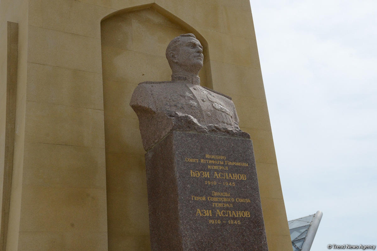 Azerbaijan celebrating Victory Day (PHOTO)