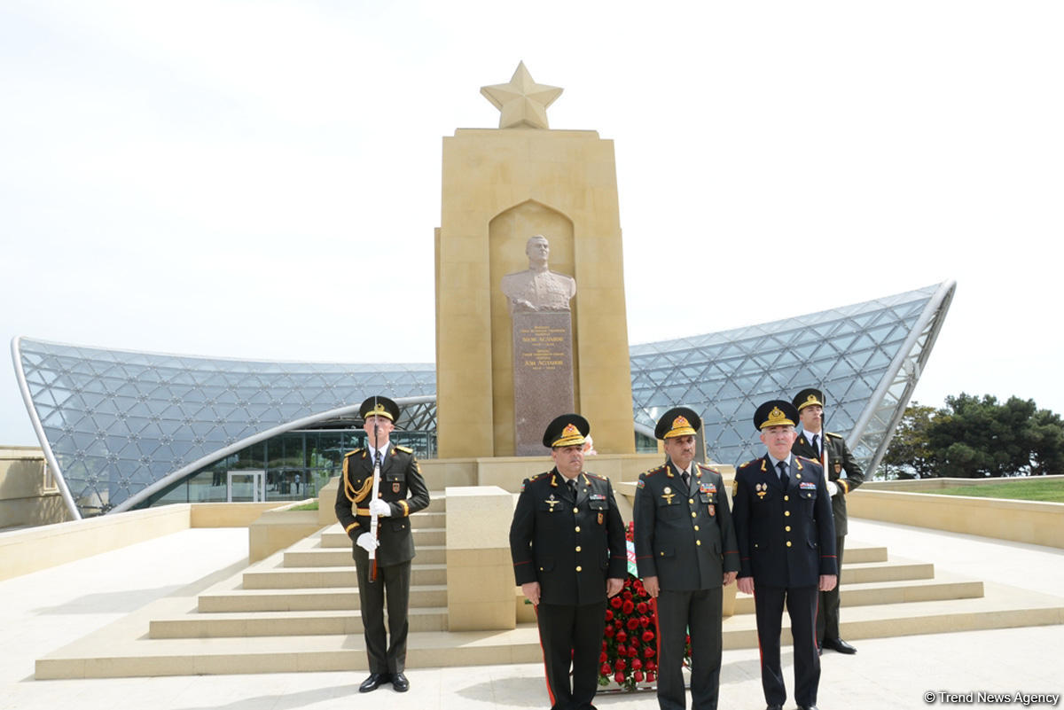 Azerbaijan celebrating Victory Day (PHOTO)