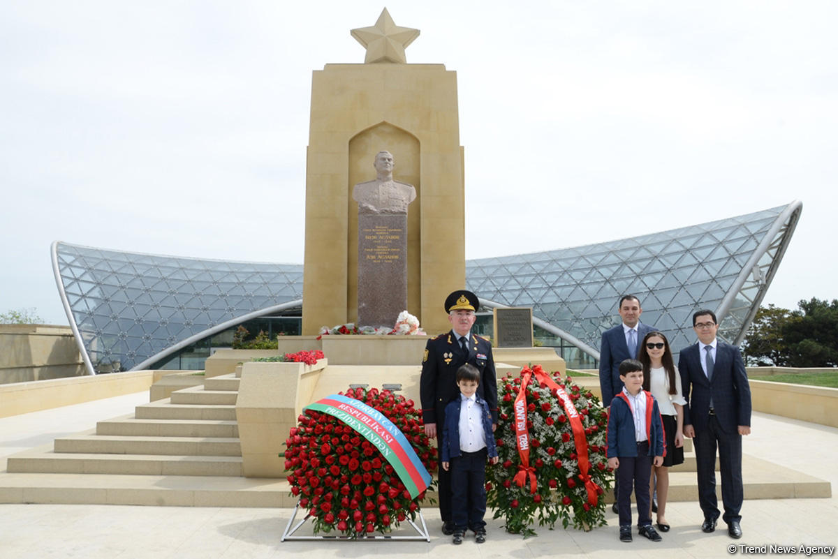 Azerbaijan celebrating Victory Day (PHOTO)