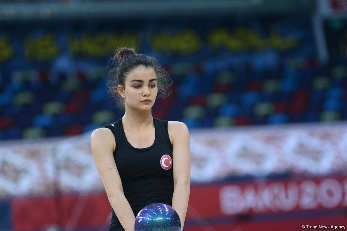 Baku 2017: Rhythmic gymnastics podium training kicks off (PHOTOS)