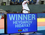 Azerbaijan’s president awards winners in judo at Baku 2017 (VIDEO)