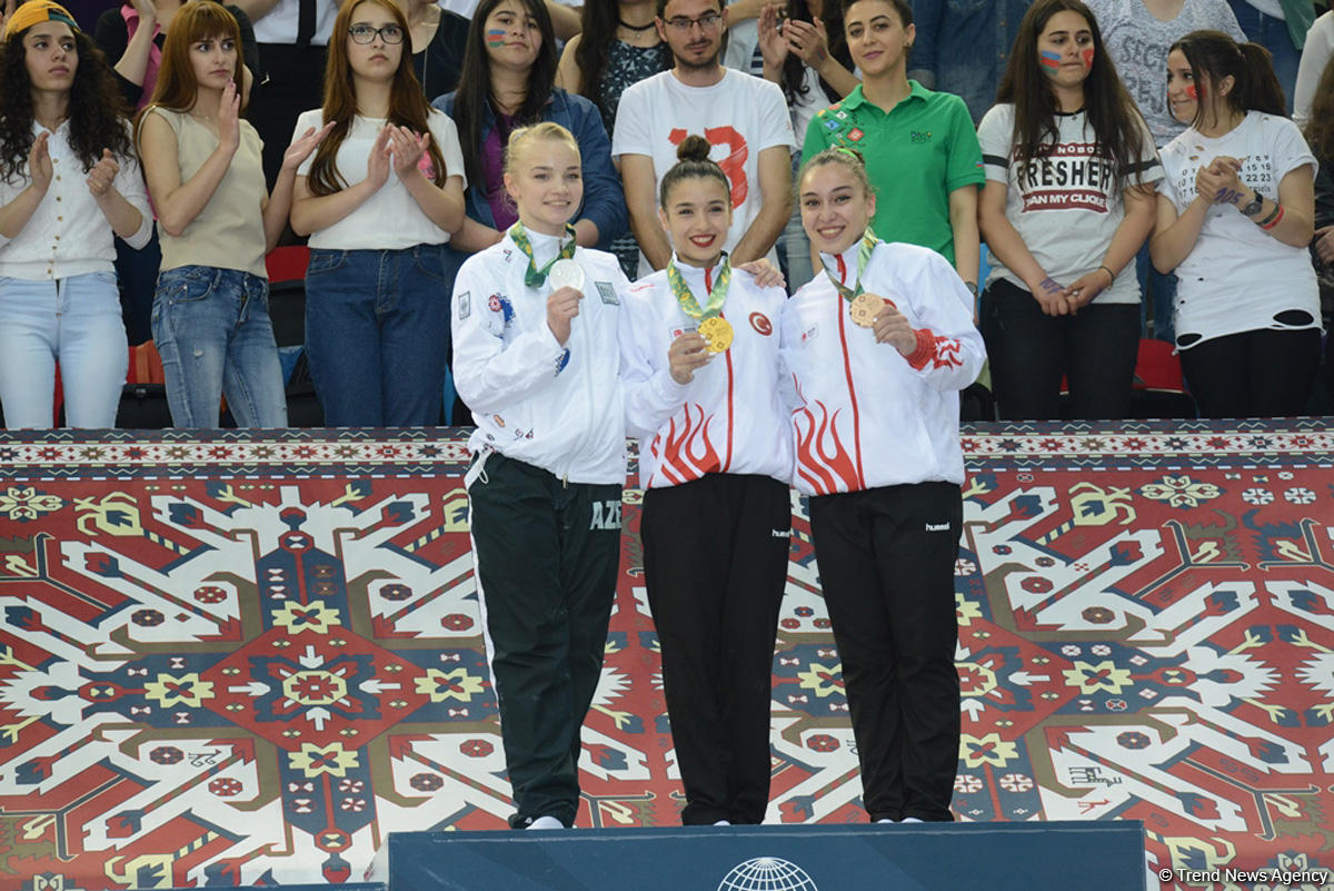 Baku 2017: Winners in artistic gymnastics individual exercises awarded (PHOTO)