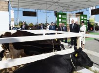 Azerbaijani president, first lady view World Food Azerbaijan, CaspianAgro exhibitions (PHOTO)