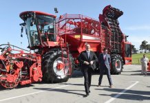 Azerbaijani president, first lady view World Food Azerbaijan, CaspianAgro exhibitions (PHOTO)
