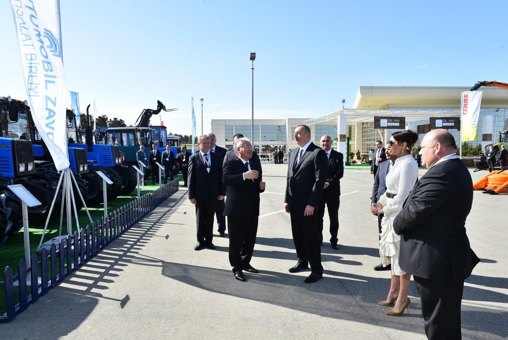 Azerbaijani president, first lady view World Food Azerbaijan, CaspianAgro exhibitions (PHOTO)