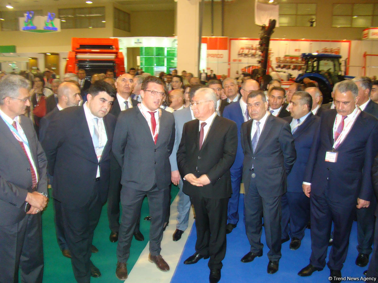 Minister: Export of Azerbaijan’s agricultural products up by 44% (PHOTO)