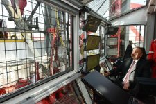 Ilham Aliyev attends opening of drilling rig named after Heydar Aliyev (PHOTO)