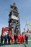 Ilham Aliyev attends opening of drilling rig named after Heydar Aliyev (PHOTO)