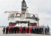 Ilham Aliyev attends opening of drilling rig named after Heydar Aliyev (PHOTO)
