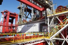 Ilham Aliyev attends opening of drilling rig named after Heydar Aliyev (PHOTO)