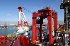 Ilham Aliyev attends opening of drilling rig named after Heydar Aliyev (PHOTO)