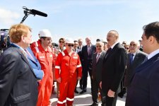 Ilham Aliyev attends opening of drilling rig named after Heydar Aliyev (PHOTO)