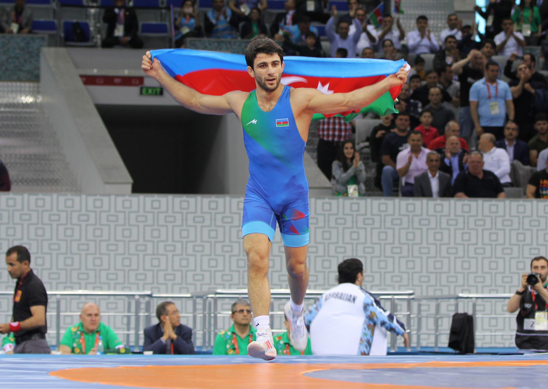 Baku 2017: Ilham Aliyev presents medals to Greco-Roman wrestling winners (VIDEO) (PHOTO)
