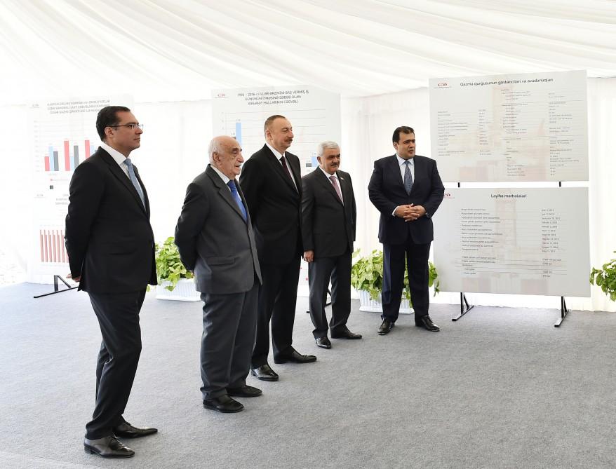 Ilham Aliyev attends opening of drilling rig named after Heydar Aliyev (PHOTO)